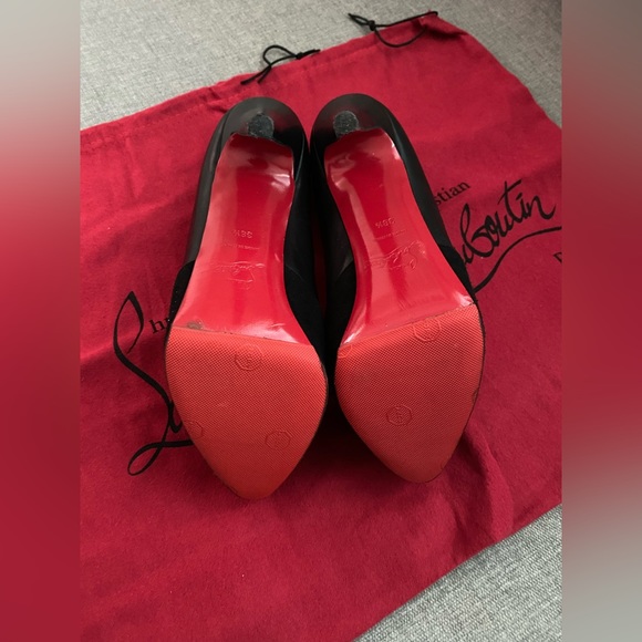 Christian Louboutin Black Leather/Suede Maggie Pumps 38.5 - Picture 2 of 16